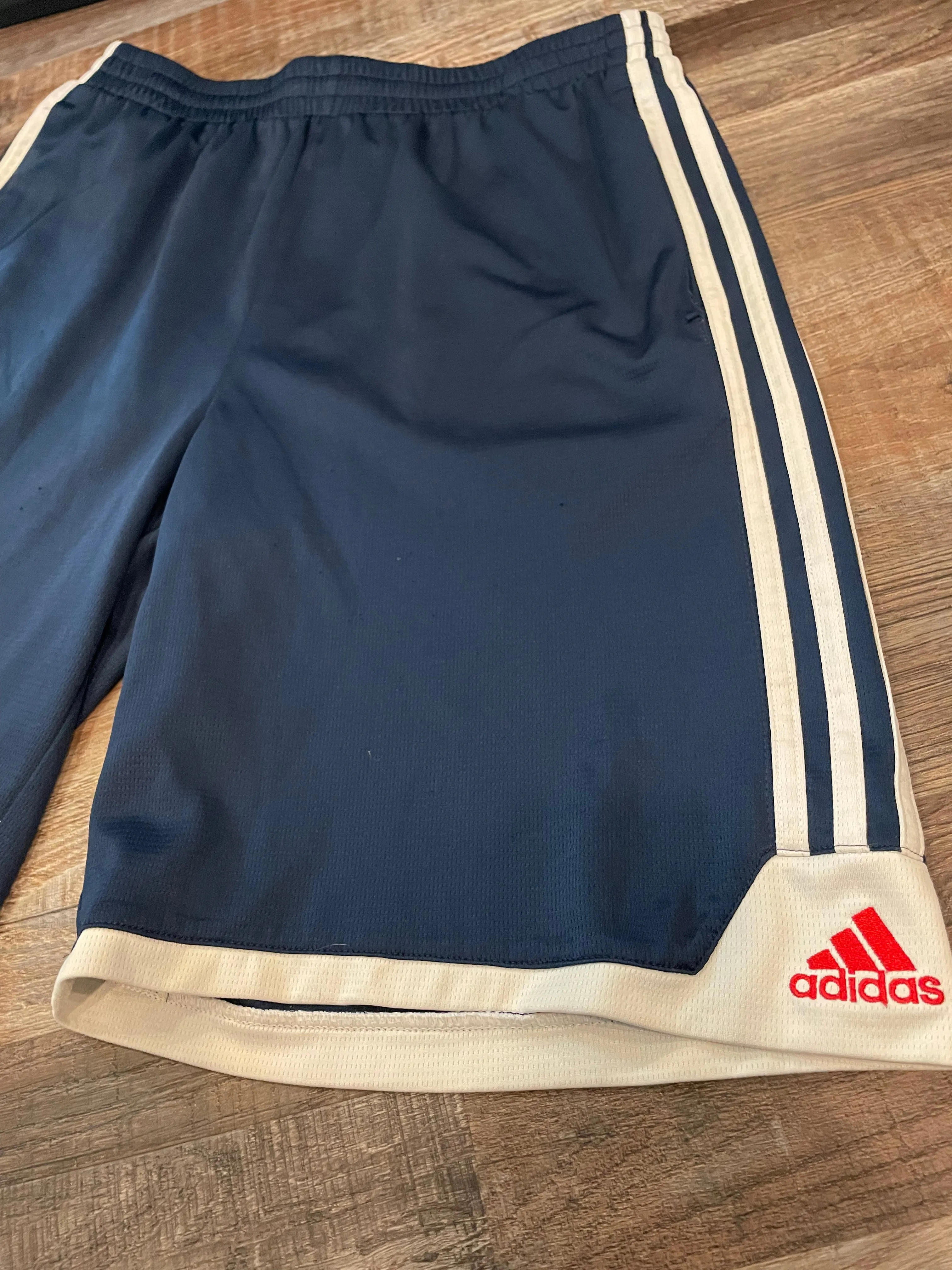 ADIDAS Navy Blue & White Boys shorts size XLarge 18