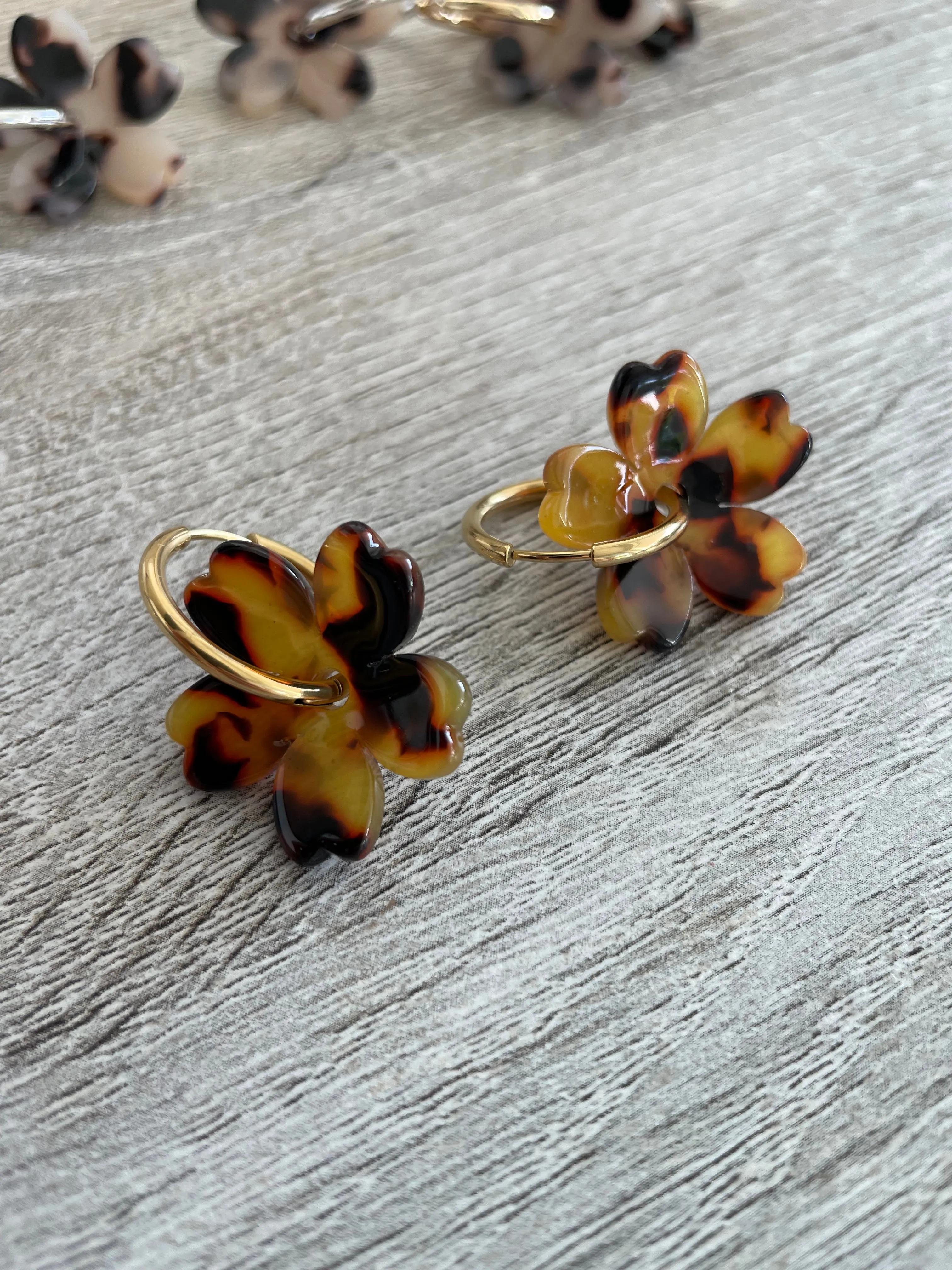 Amber Tortoiseshell Blooms on Gold Hoops