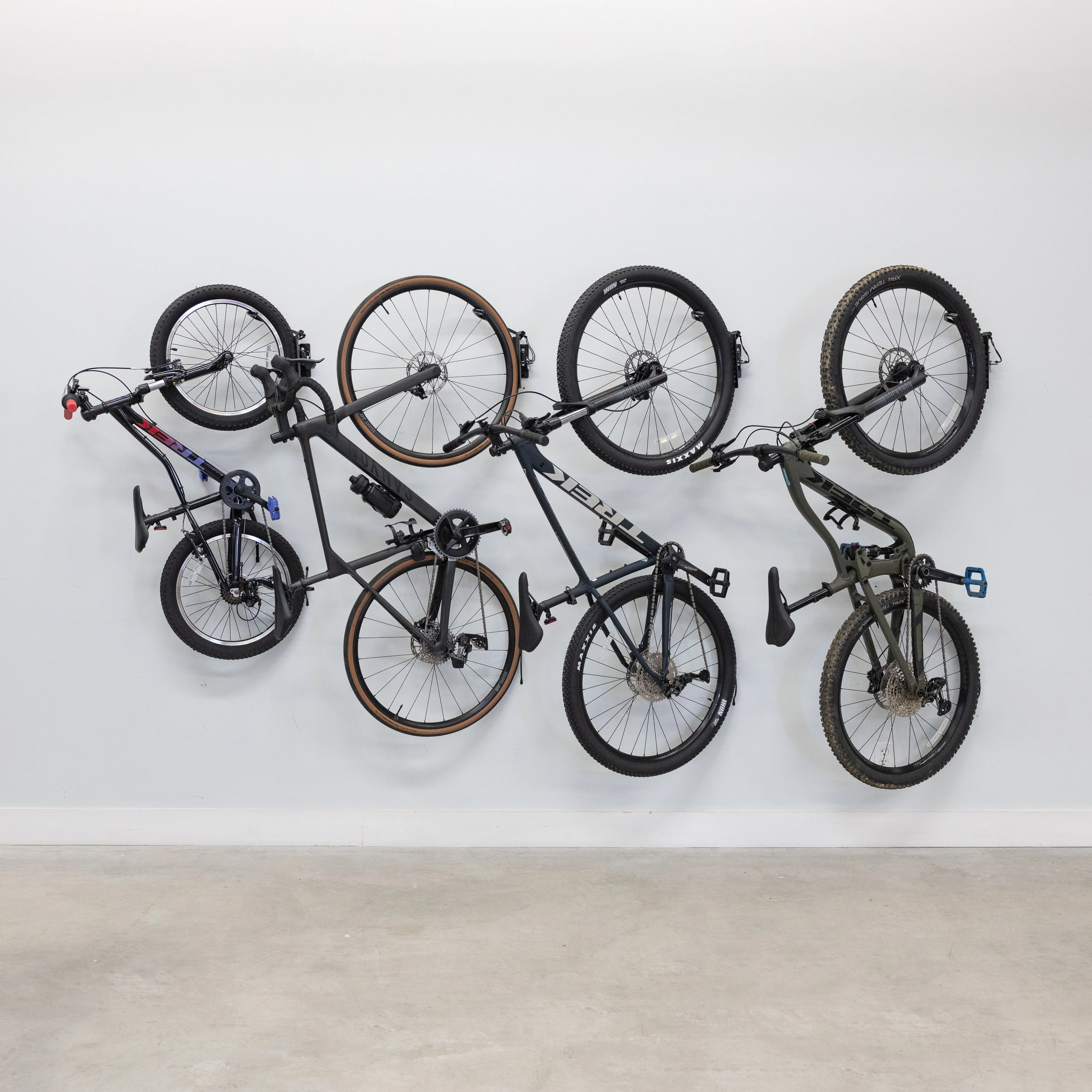 OUTLET | Swivel Mount Bike Storage Rack | 2 Bike Garage Wall Hooks