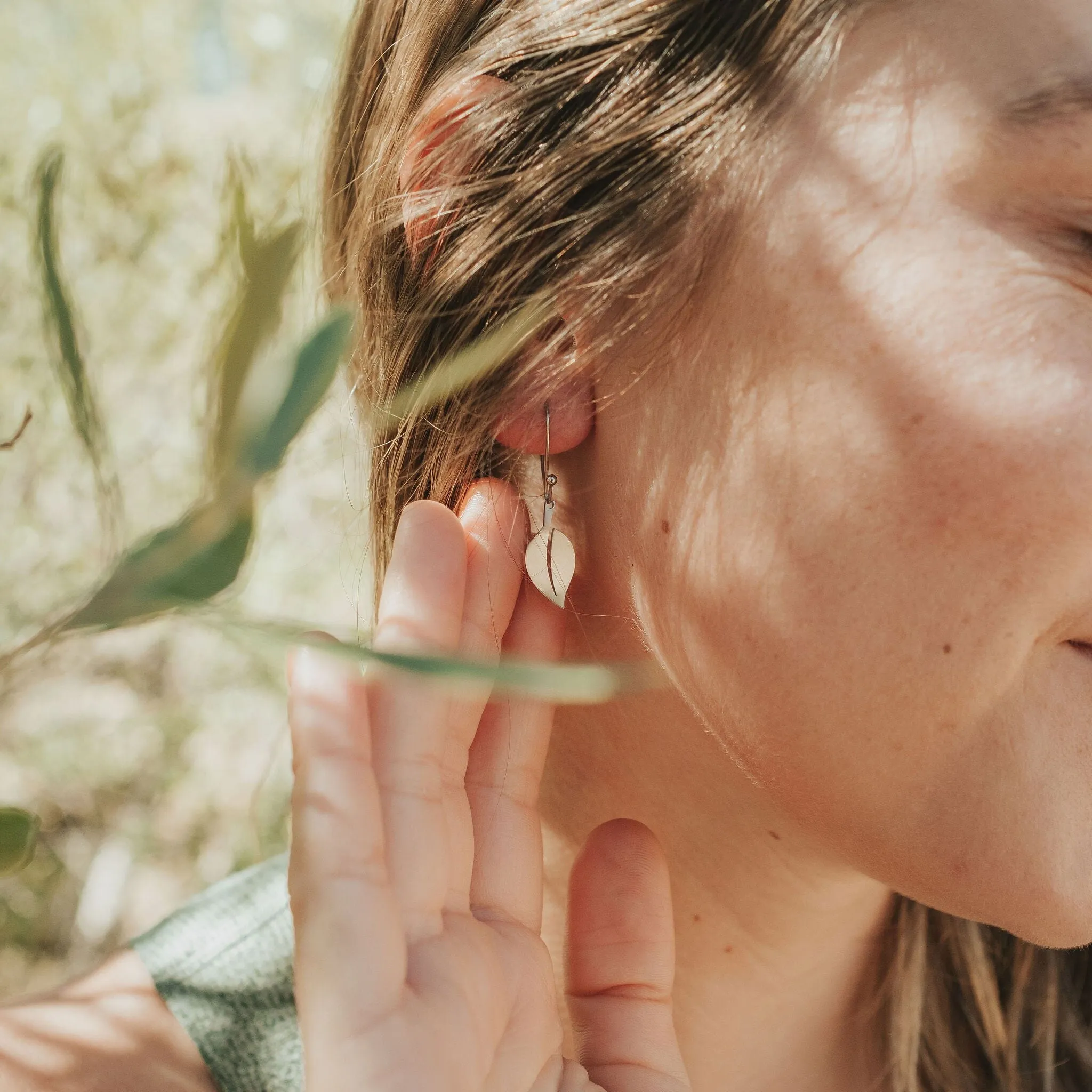 The Leaf Earrings